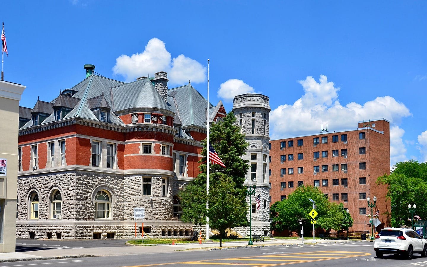 Photo of Auburn Courthouse